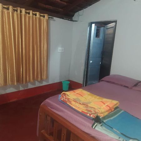 Spinson Home Stay マディケーリ エクステリア 写真