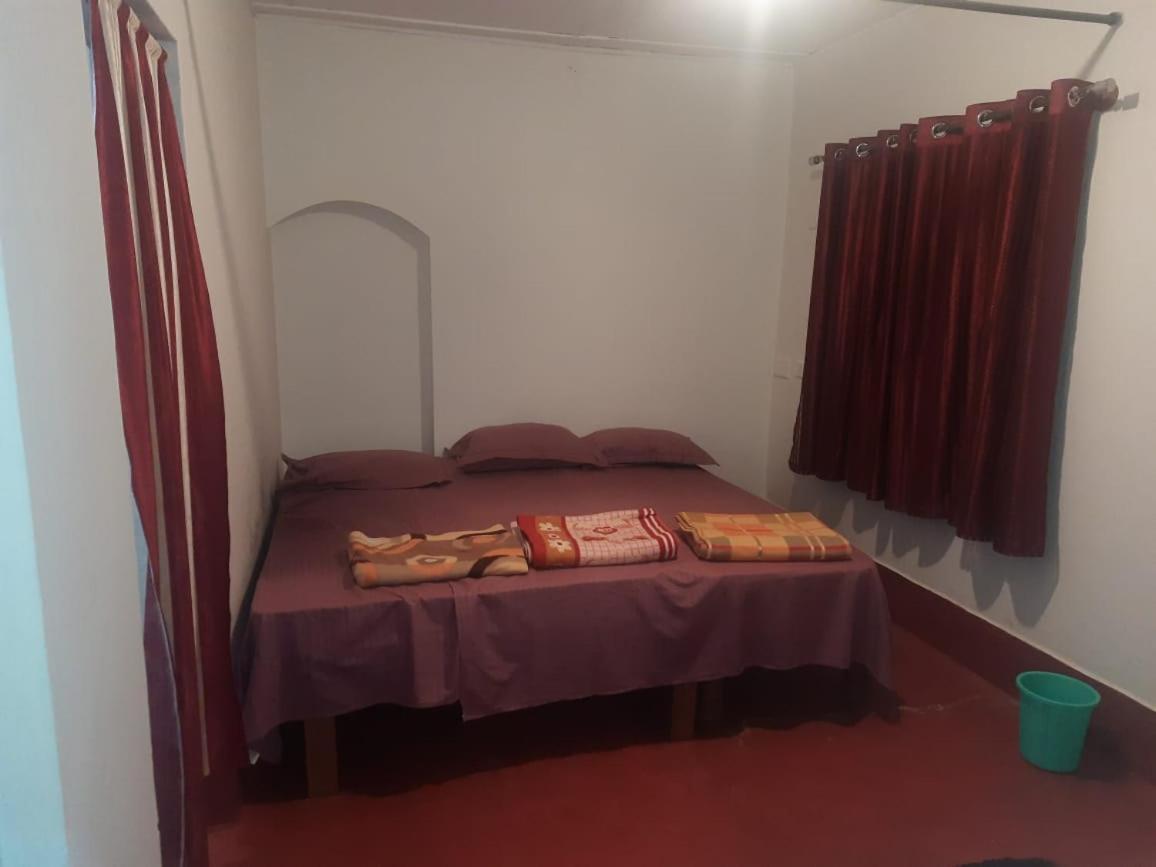 Spinson Home Stay マディケーリ エクステリア 写真